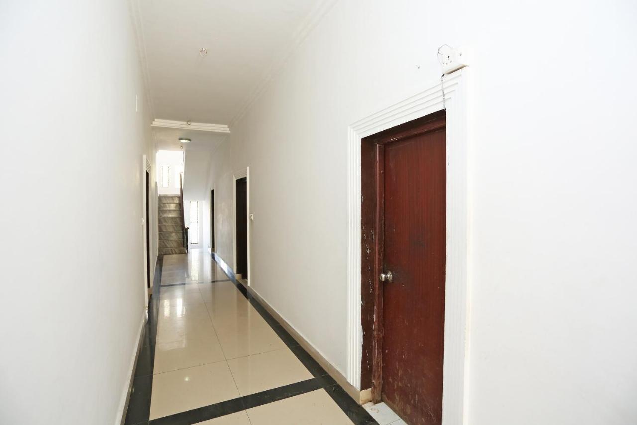 Oyo 2877 Hotel Narayana Palace Khajuraho Ngoại thất bức ảnh